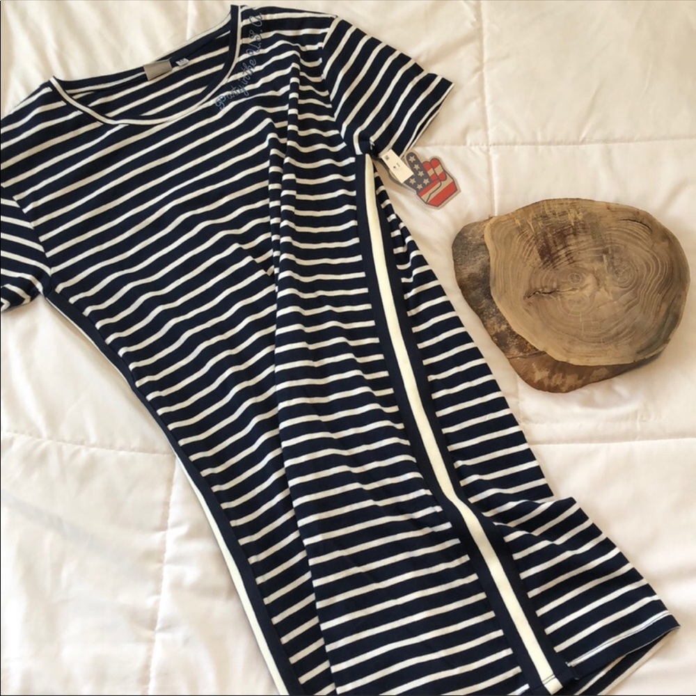 ❗️Sale❗️Junk Food medium dress Party in the USA